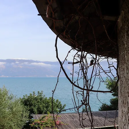 Tsolis Village Lampiri (Peloponnese)