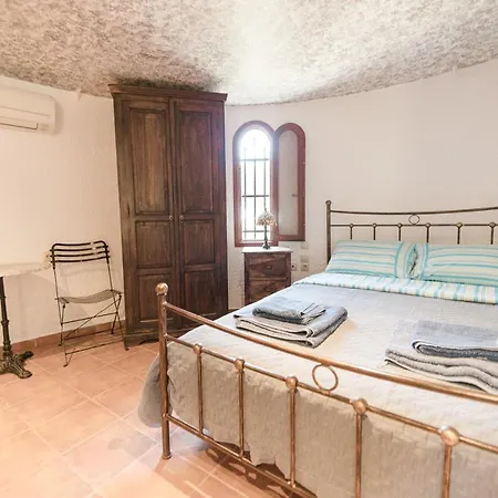 Tsolis Village Ośrodek wypoczynkowy 2*