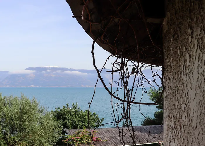 Tsolis Village Lampiri (Peloponnese)