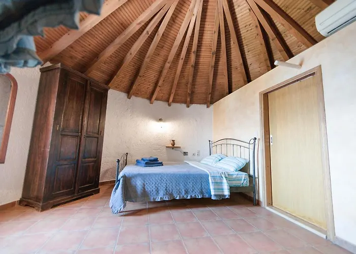 Tsolis Village 2*